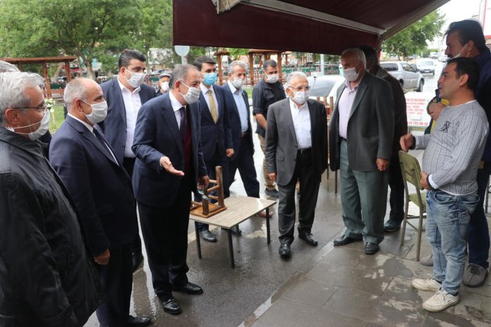 AK Parti Yerel Yönetimlerden Sorumlu Genel Başkan Yardımcısı Mehmet Özhaseki Yahyalı ve Yeşilhisar Belediyeleri’nin projelerini değerlendirmek üzere ilçelere ziyarette bulundu 2