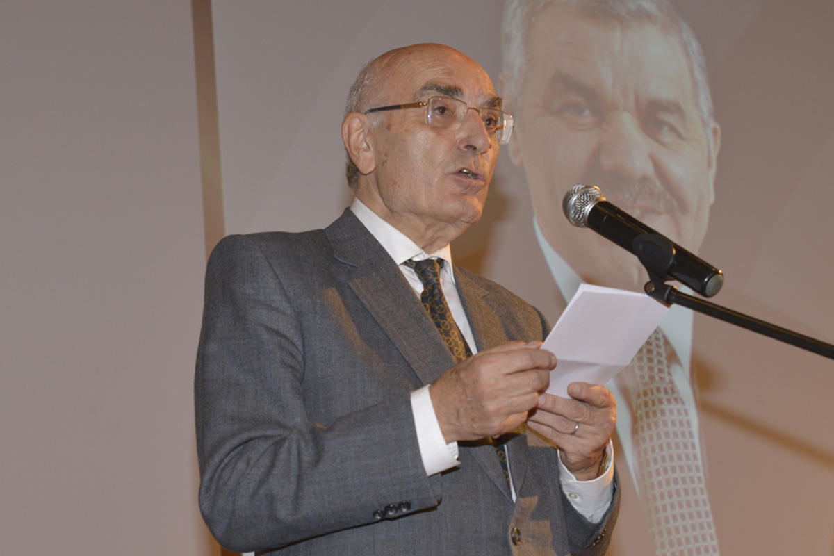 Prof.Dr .Rusen Keles