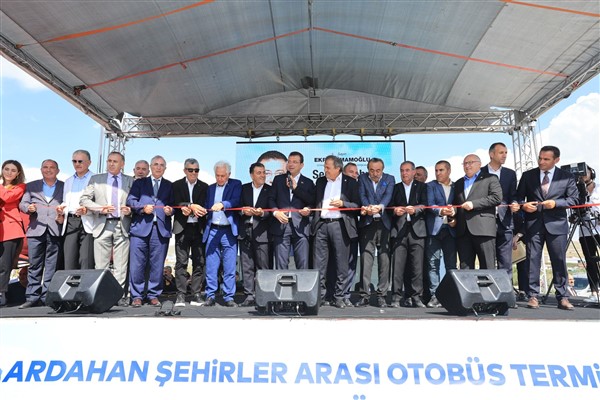 07082022 30 yil once il olan ardahan modern otogarina kavustu 9 600 x 400